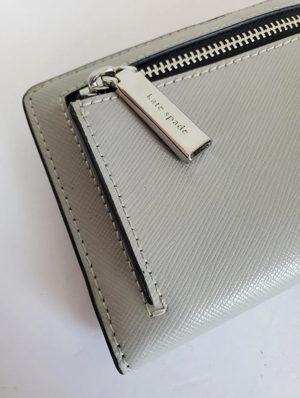 Kate Spade Leather Staci Snap Wallet Bi Fold Slim Colorblock Nimbus Grey & White